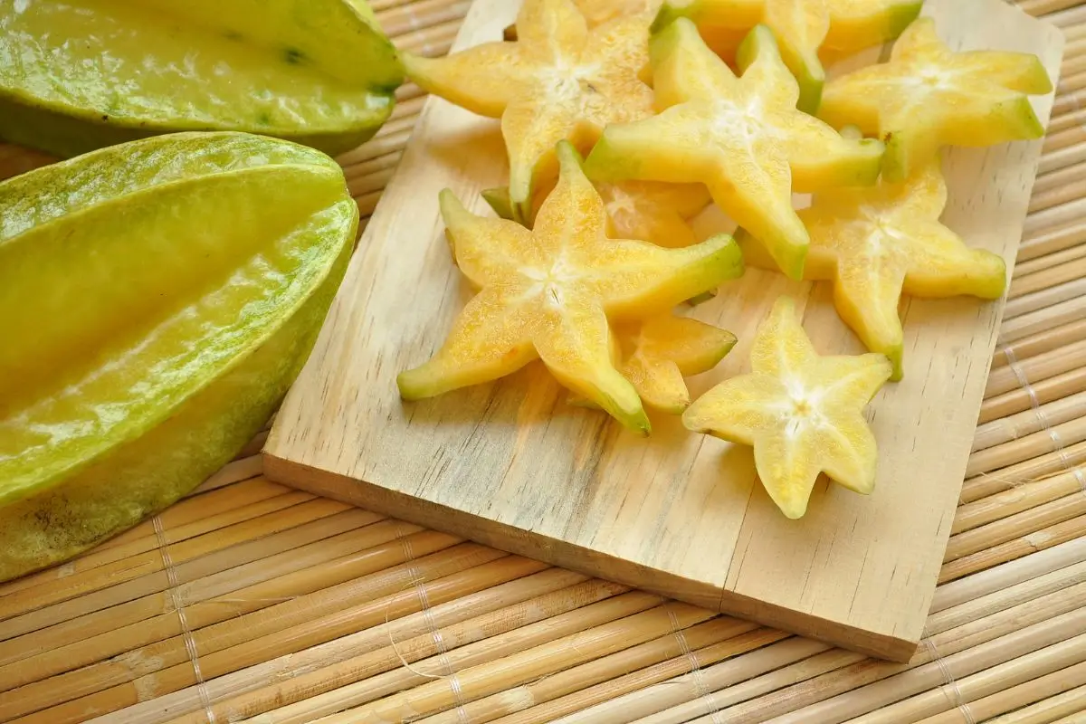 Carambola faz mal para os rins.